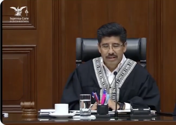 Lenia Batres da amparo al ISSSTE que dirige su hermano y SCJN lo avala